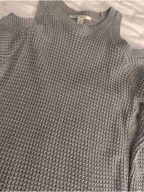 Miami Cut Out Knit Top in Light Blue-Gray